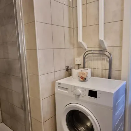 Appartement Apartmaji Medved, Brezplacno Parkiranje Ljubljana