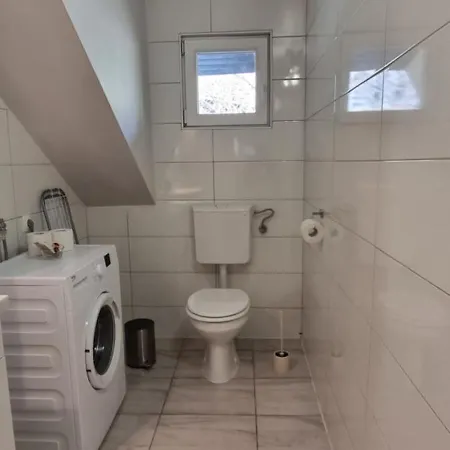 Apartmaji Medved, Brezplacno Parkiranje Appartement
